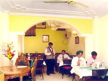 Hotel Sunstar Residency Delhi  3*, Delhi (National Capital Territory of India)